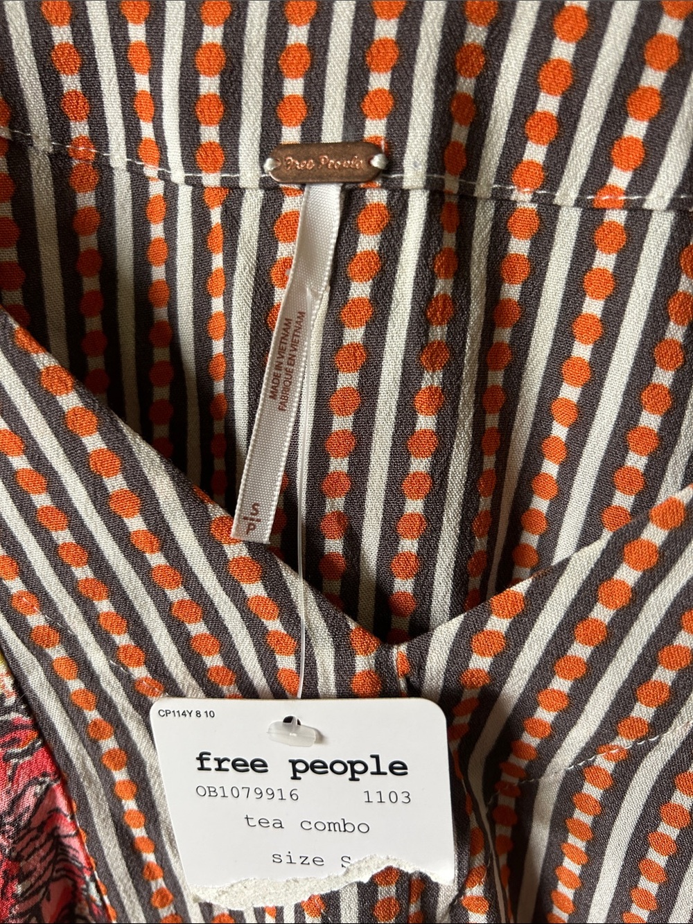 NWT! Free People “Mix N Match V- Neck Blouse” - Tea Combo - Picture 2 of 8